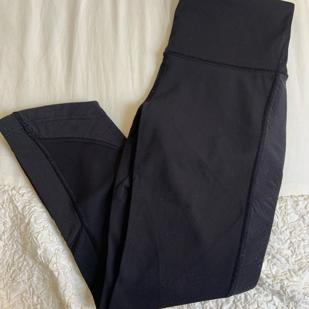 Lululemon Black Cropped Leggings